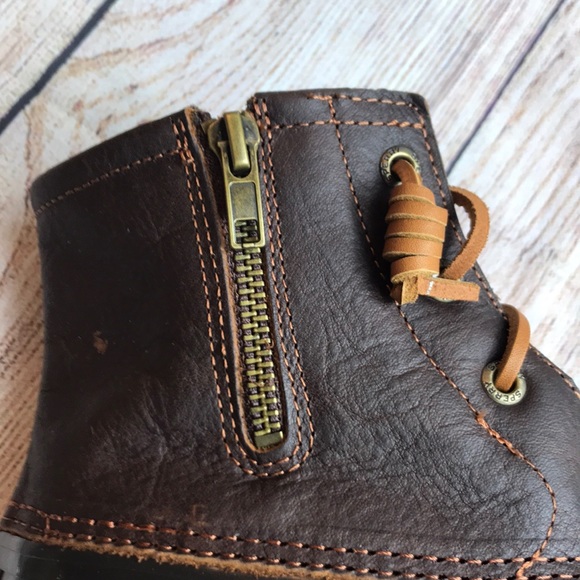 NWT/ Sperry | Saltwater women’s boots winter duck - Picture 8 of 16